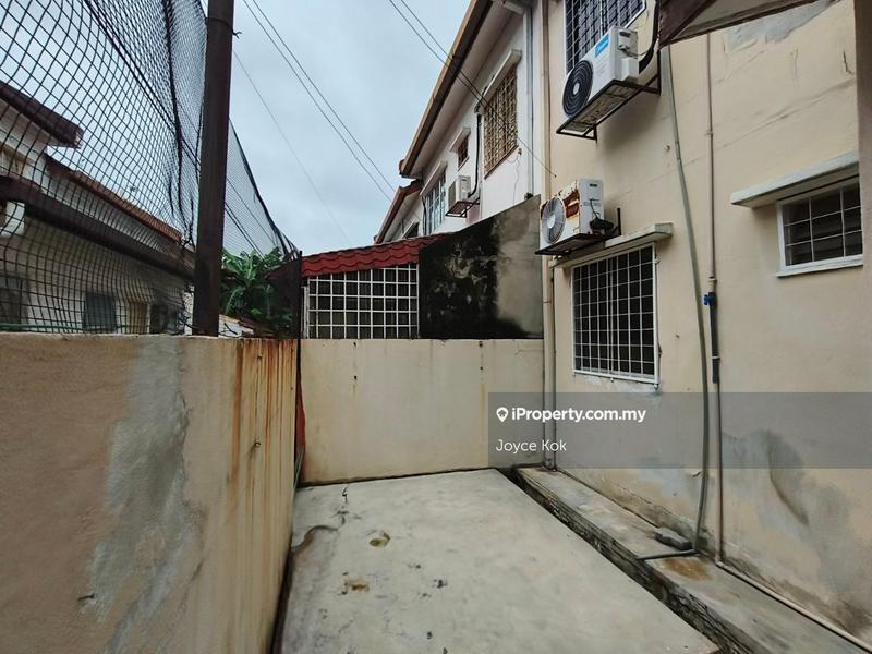 Rumah Teres 2-Tingkat untuk Dijual di Usj 11, Subang Jaya oleh Joyce Kok - iProperty.com.my