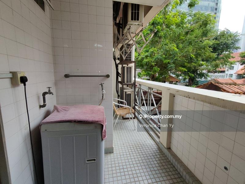 Kondominium untuk Dijual di Desa Angkasa oleh Veronica Chan Yy - iProperty.com.my