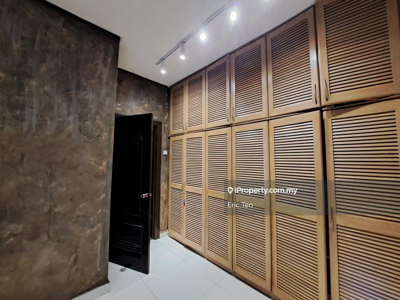 Condominium for Sale in Cameron Towers by Eric Teo - iProperty.com.my