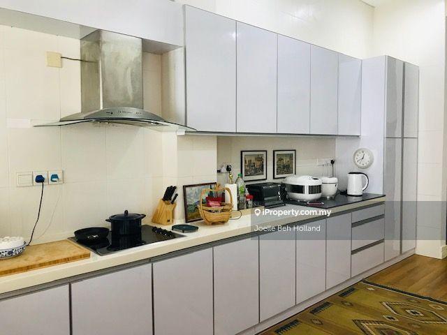 Rumah Berkembar untuk Dijual di Desa Sri Hartamas, Sri Hartamas oleh Joelle Beh Holland - iProperty.com.my