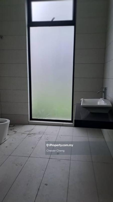 Bungalow House for Sale in Subang Heights, Subang Jaya by Chester Cheng - iProperty.com.my
