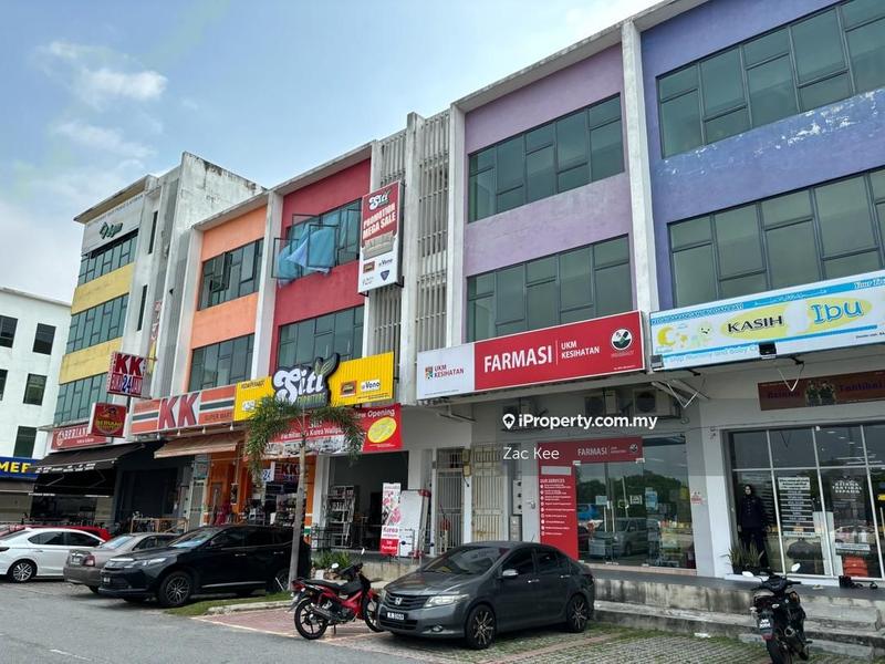 For Rent - Facing Main Road to KLIA Sepang Kota Warisan Endlot Ground Floor Shop For Rent Best Location