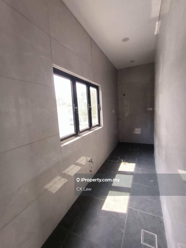 Rumah Berangkai 2 Tingkat untuk Dijual di Kajang East, Semenyih oleh CK Law - iProperty.com.my