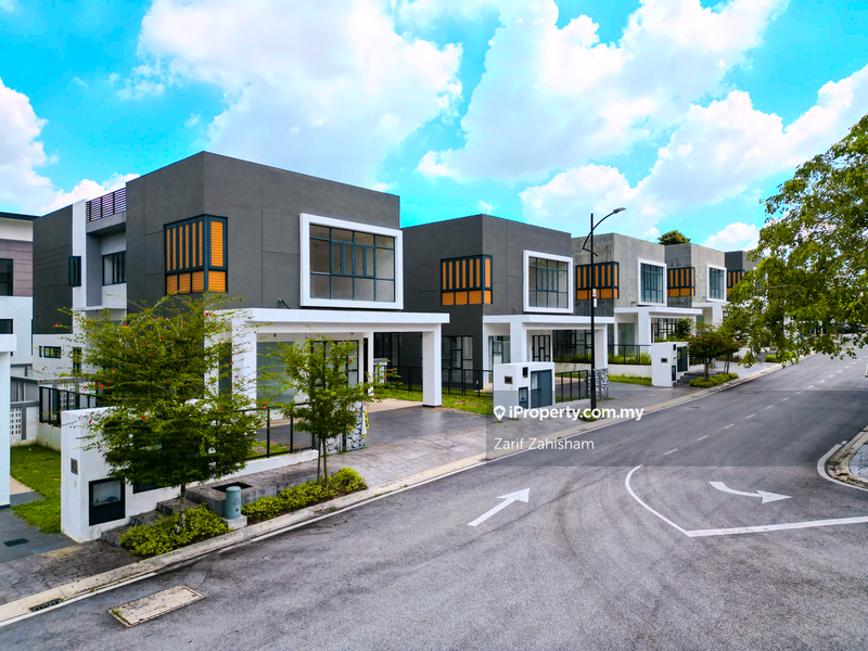 Bungalow House for Sale in Seksyen 13, Shah Alam by Zarif Zahisham - iProperty.com.my