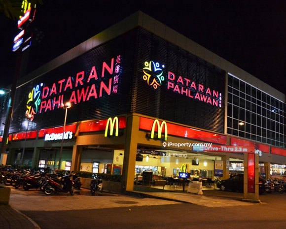 For Rent - Dataran Pahlawan Melaka Megamall Retail Shop