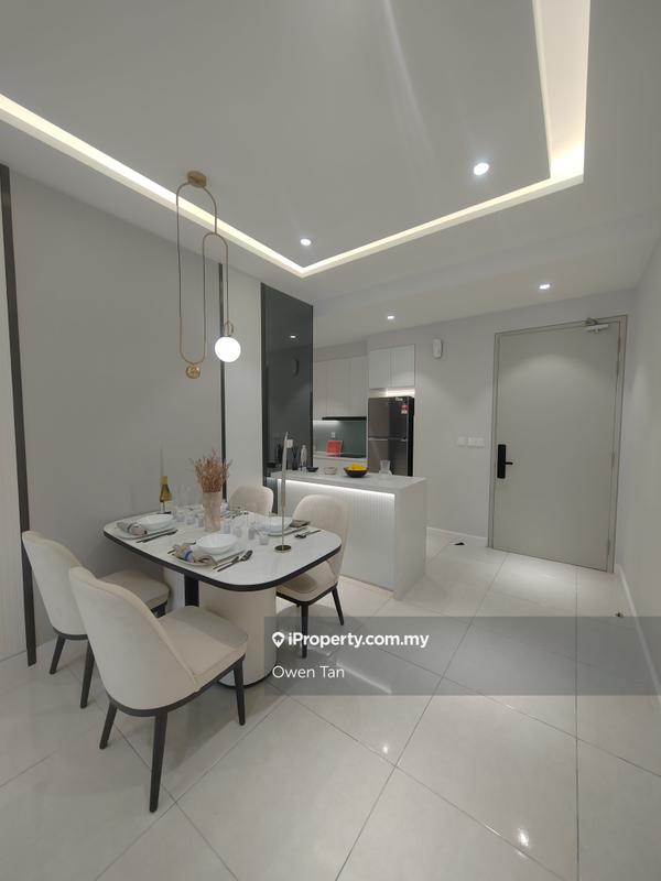 Pangsapuri untuk Dijual di Adison Serviced Apartments @ W City Larkinton Johor Bahru oleh Owen Tan - iProperty.com.my