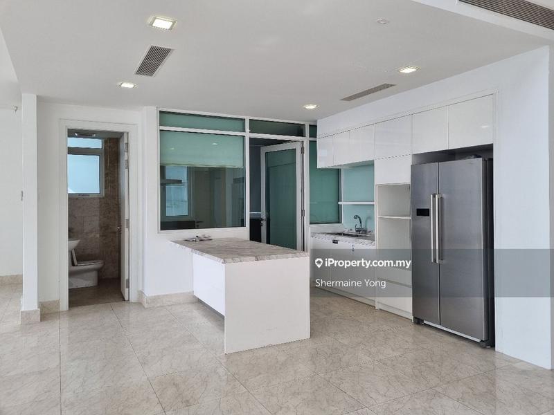 For Sale - Kenny Hills Residence