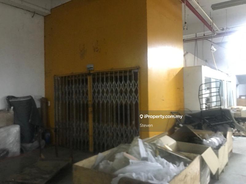 Gudang untuk Dijual di Semenyih Big Sofa Factory, Semenyih oleh Steven - iProperty.com.my