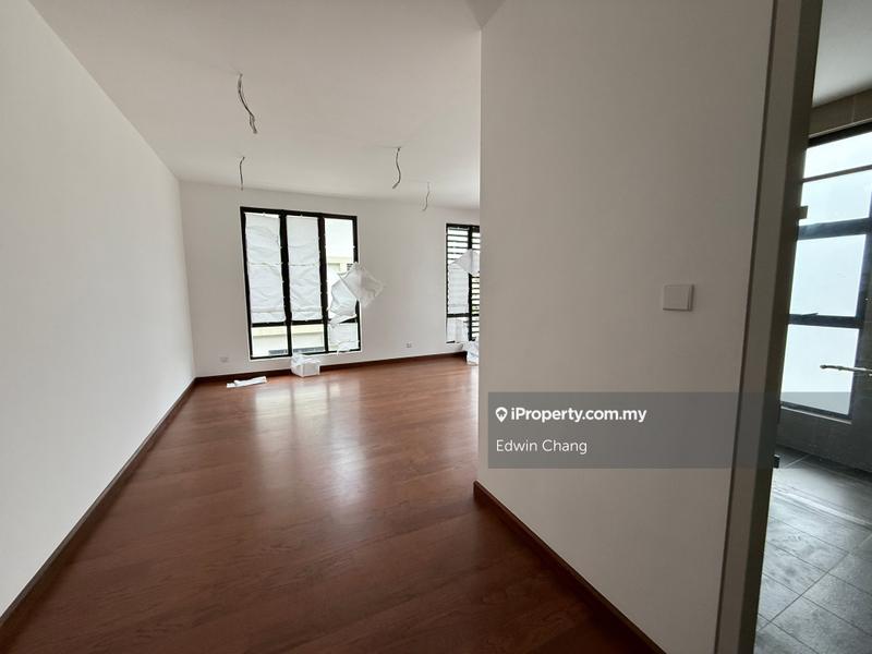 Rumah Berkembar untuk Dijual di Bandar Kinrara Seksyen 1, Bandar Kinrara oleh Edwin Chang - iProperty.com.my