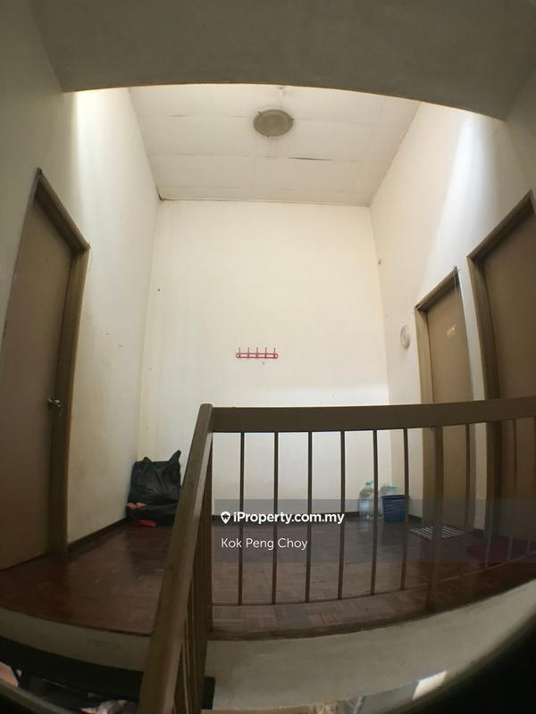 Rumah Teres 2-Tingkat untuk Dijual di Taman Puncak Jalil, Seri Kembangan oleh Kok Peng Choy - iProperty.com.my