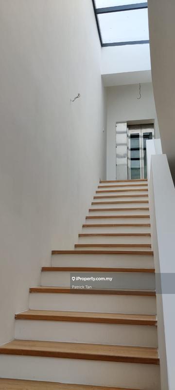 Rumah Berangkai 3.5 Tingkat untuk Dijual di Empire Residence, Damansara Perdana oleh Patrick Tan - iProperty.com.my