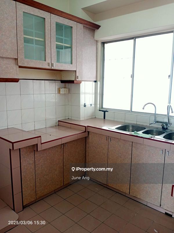 Condominium for Sale in Seri Cendekia by June Ang - iProperty.com.my