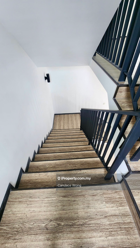 Rumah Berkembar untuk Dijual di Taman Villa Perdana, Kajang oleh Candace Wong - iProperty.com.my