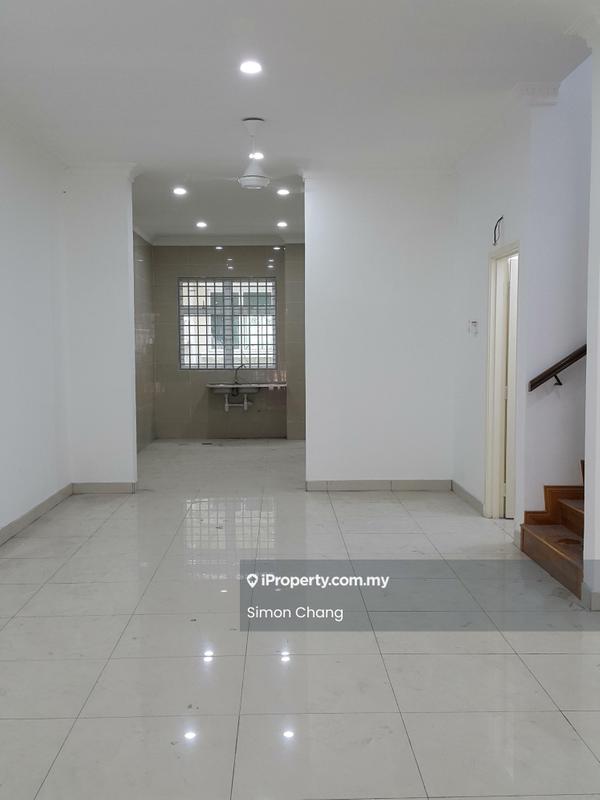Rumah Berangkai 3 Tingkat untuk Dijual di Setia Alam ( Anjung Sari), Setia Alam oleh Simon Chang - Interior - iProperty.com.my