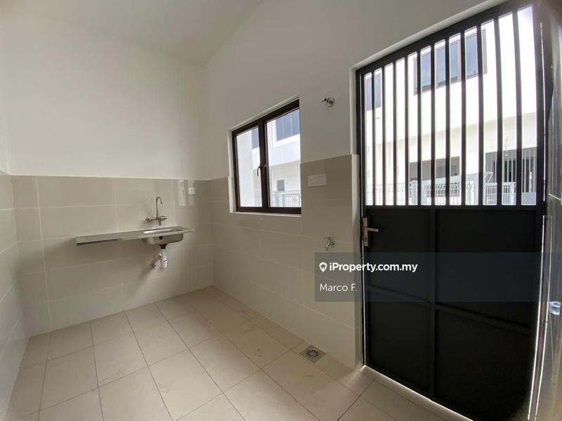 Rumah Berangkai 2 Tingkat untuk Dijual di Setia Indah 9, Setia Alam oleh Marco F. - iProperty.com.my