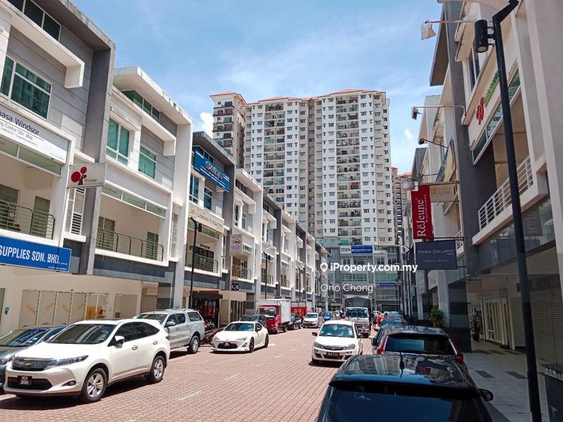 Kedai untuk Disewa di Kelana Jaya Ara Damansara Subang, Petaling Jaya oleh Ono Chong - iProperty.com.my