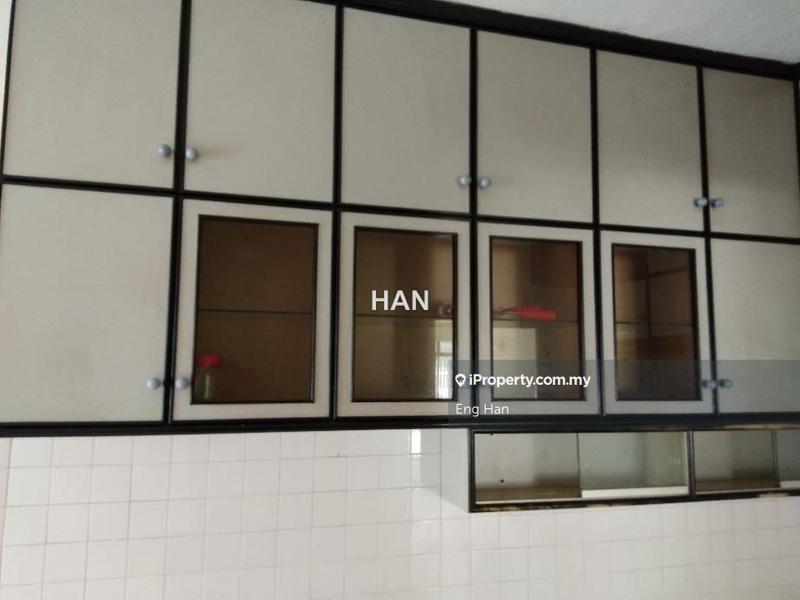 Rumah Pangsa untuk Dijual di Kuchai Entrepreneurs Park oleh Eng Han - iProperty.com.my