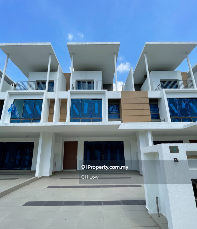 Rumah Berangkai 3 Tingkat untuk Dijual di Cyberjaya, Cyberjaya oleh CH Low - iProperty.com.my