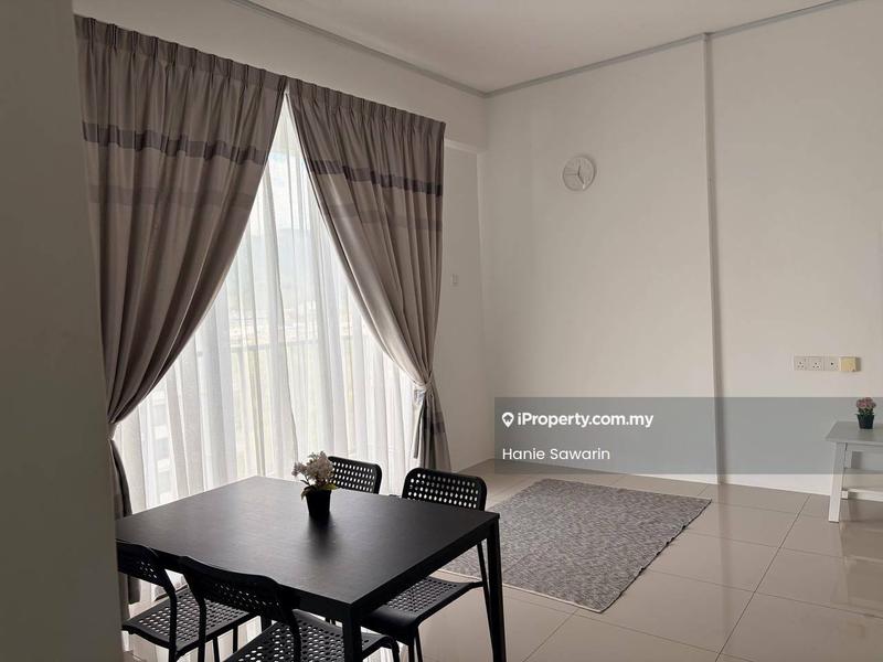 Pangsapuri untuk Dijual di Casa Kayangan oleh Hanie Sawarin - Dining Room - iProperty.com.my