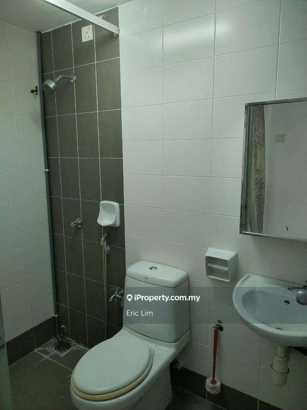 Rumah Bandar untuk Dijual di Chestwood Terrace 1, Bandar Utama, Kayu Ara oleh Eric Lim - iProperty.com.my
