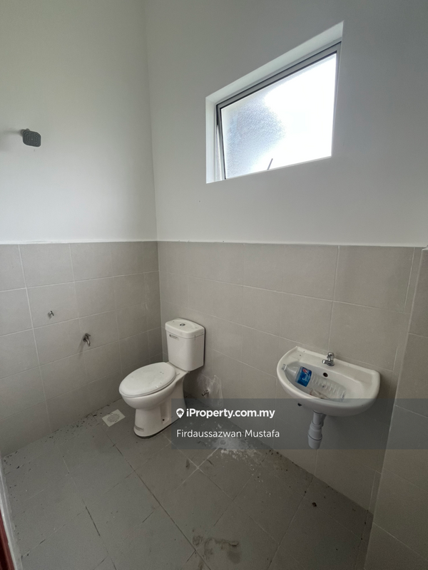 Rumah Berangkai 1 Tingkat untuk Dijual di Taman Satria, Telok Panglima Garang oleh Firdaussazwan Mustafa - iProperty.com.my