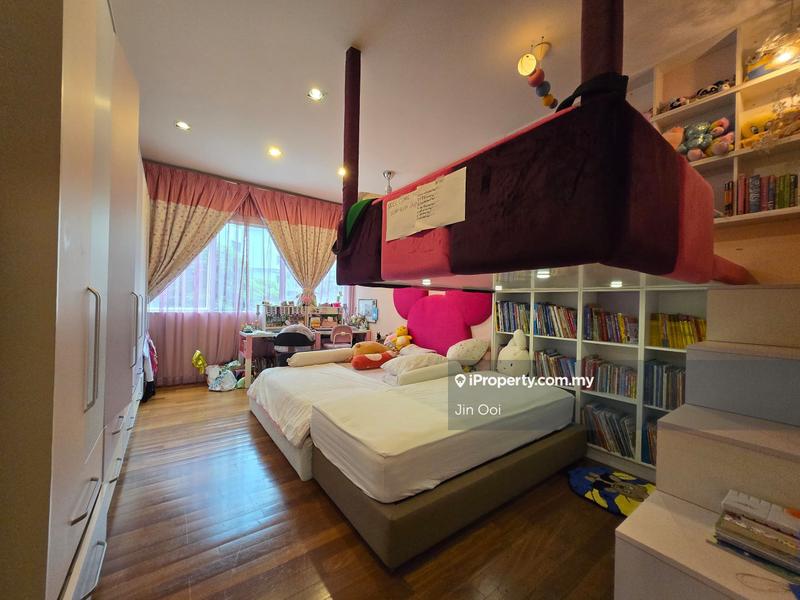 For Sale - Desa Eight