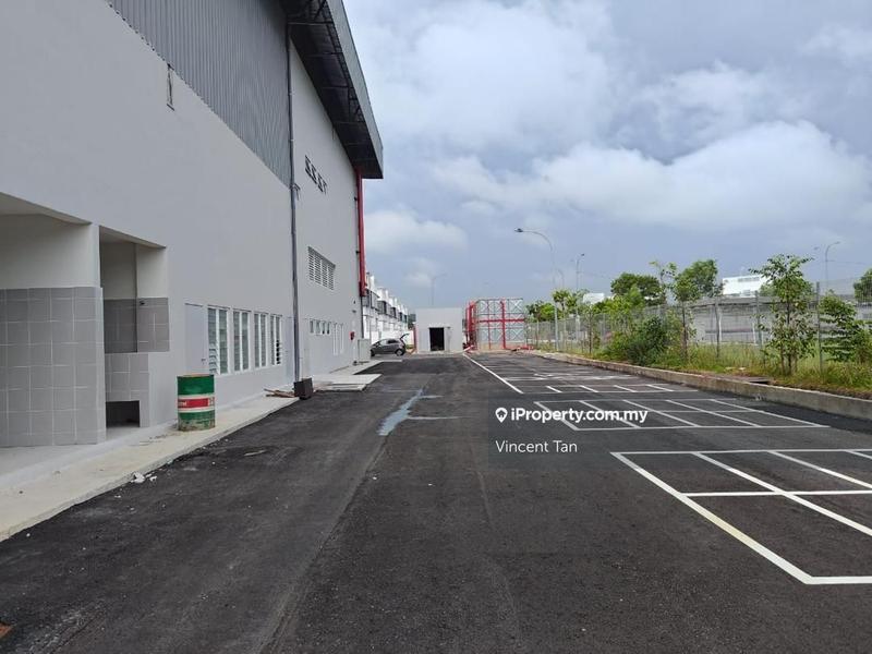 Kilang untuk Dijual di Bandar Baru Enstek, Bandar Enstek oleh Vincent Tan - iProperty.com.my