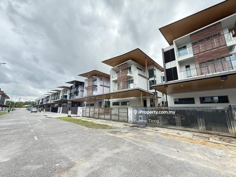 Bungalow House for Rent in Kuching, Sarawak by Eulene Tiong - iProperty.com.my