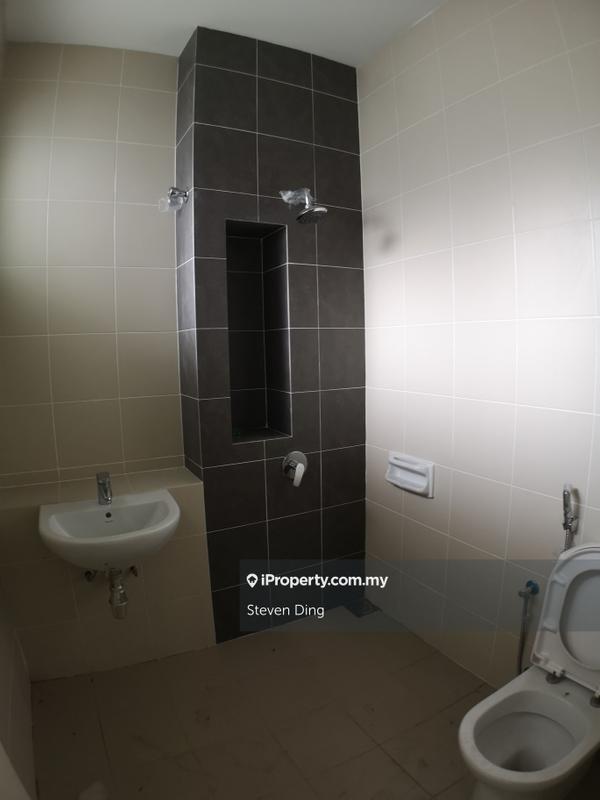 Semi-Detached House for Sale in Setia Utama, Setia Alam by Steven Ding - iProperty.com.my