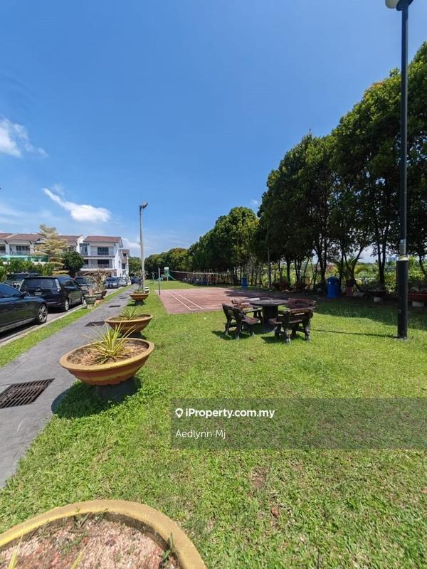 Rumah Berangkai 3 Tingkat untuk Dijual di Taman Meranti Jaya, Puchong oleh Aedlynn Mj - iProperty.com.my