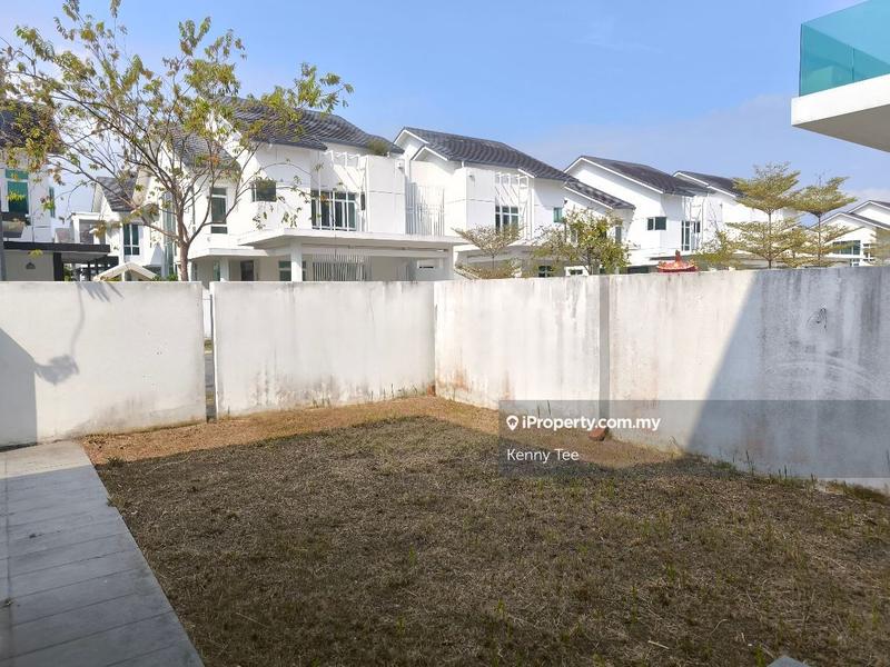 Semi-Detached House for Sale in Hijayu 2 Resort Homes, Bandar Sri Sendayan by Kenny Tee - iProperty.com.my