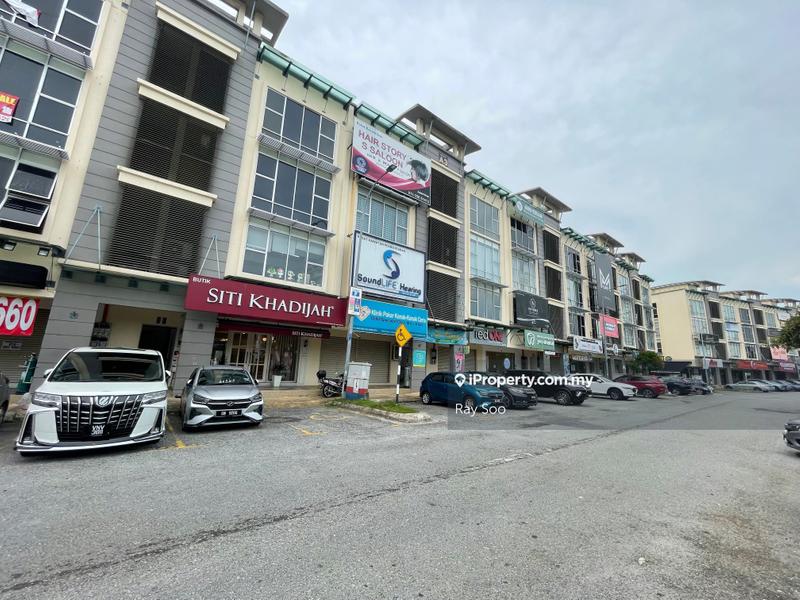 For Sale - 3 Storey Shop lot intermediate Setia Alam