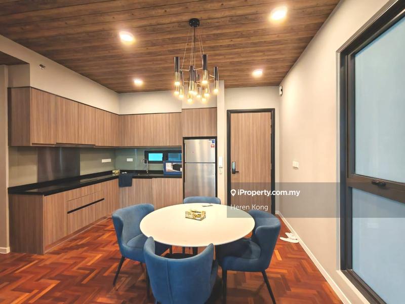 For Sale - Bloomsvale Menara Vista Petaling