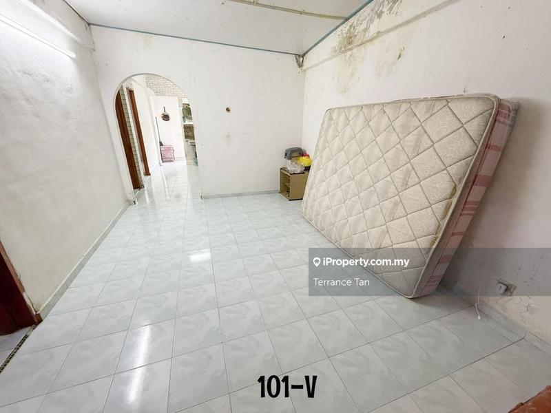 For Sale - Rumah Pangsa PKNS