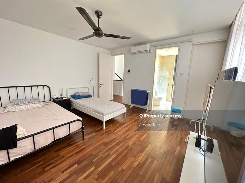 Rumah Berangkai 3 Tingkat untuk Dijual di Lake Fields, Sungai Besi oleh Jesnin Kee - iProperty.com.my