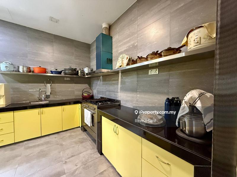 Bungalow House for Sale in Seksyen 8, Petaling Jaya by Reena Sarif - iProperty.com.my