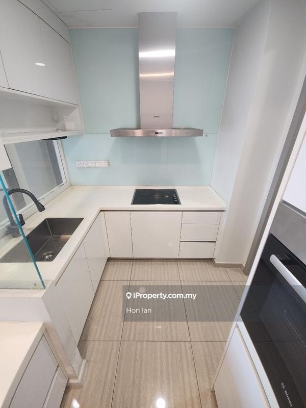 Service Residence for Sale in Twin Arkz by Hon Ian - iProperty.com.my