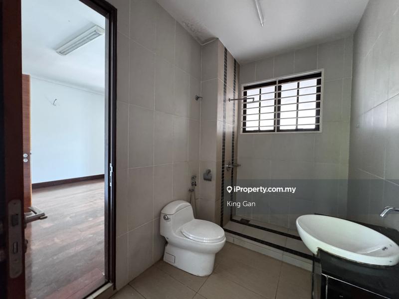 Rumah Berkembar untuk Dijual di Bandar Kinrara Seksyen 6, Bandar Kinrara oleh King Gan - iProperty.com.my