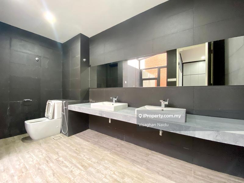 Rumah Berangkai 3.5 Tingkat untuk Dijual di Fields of Gold Villa Senja Rawang Kota Emerald, Rawang oleh Visaghan Naidu - iProperty.com.my