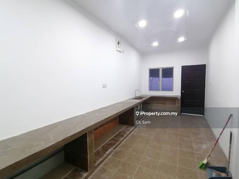 Semi-Detached House for Sale in Taman Waterfall, Rawang by Ck Sam - iProperty.com.my