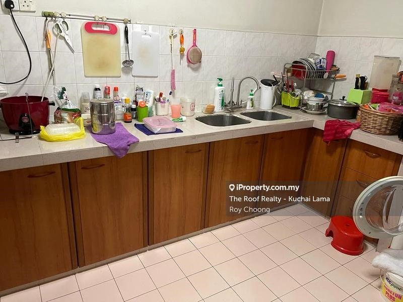 For Sale - Avenue Court