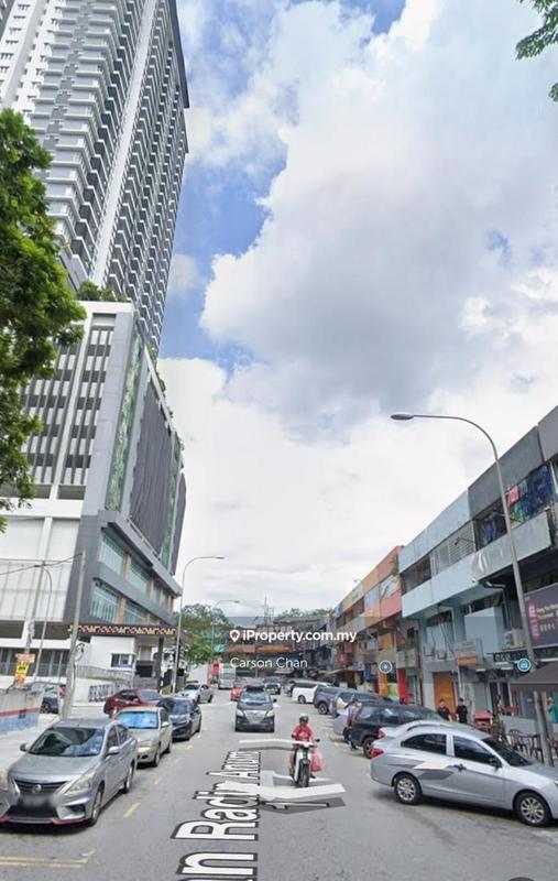 For Rent - [1st Floor Main Road][New Touch Up] Sri Petaling, Crowded Area