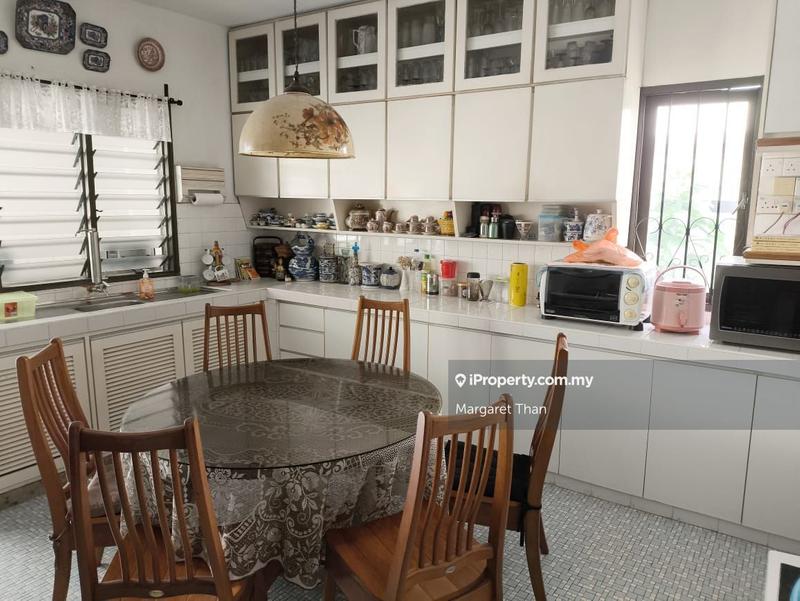 Rumah Berkembar untuk Dijual di SS 21, Damansara Utama, Petaling Jaya oleh Margaret Than - iProperty.com.my