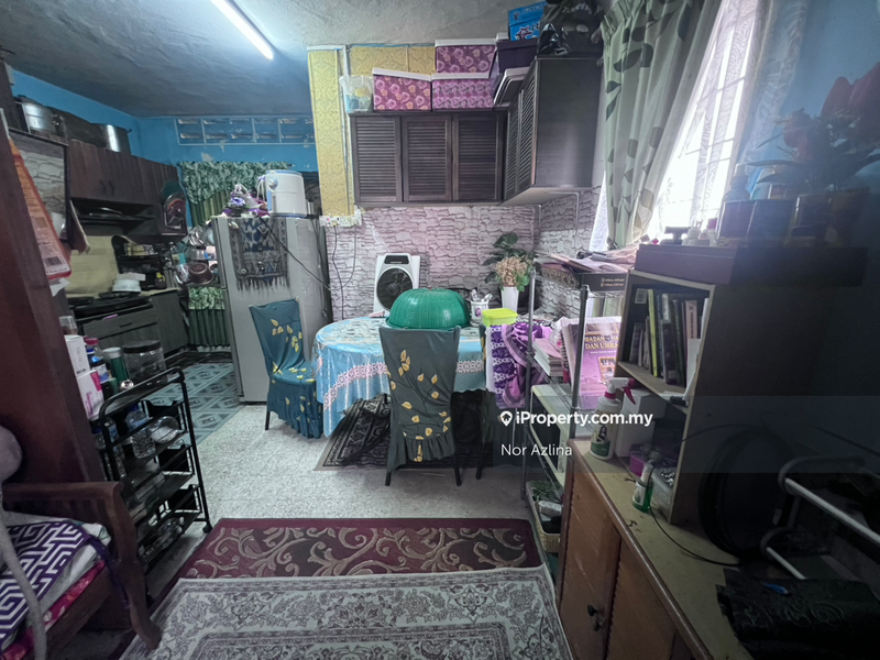 Rumah Berangkai 3 Tingkat untuk Dijual di Taman Melur, Ampang oleh Nor Azlina - iProperty.com.my