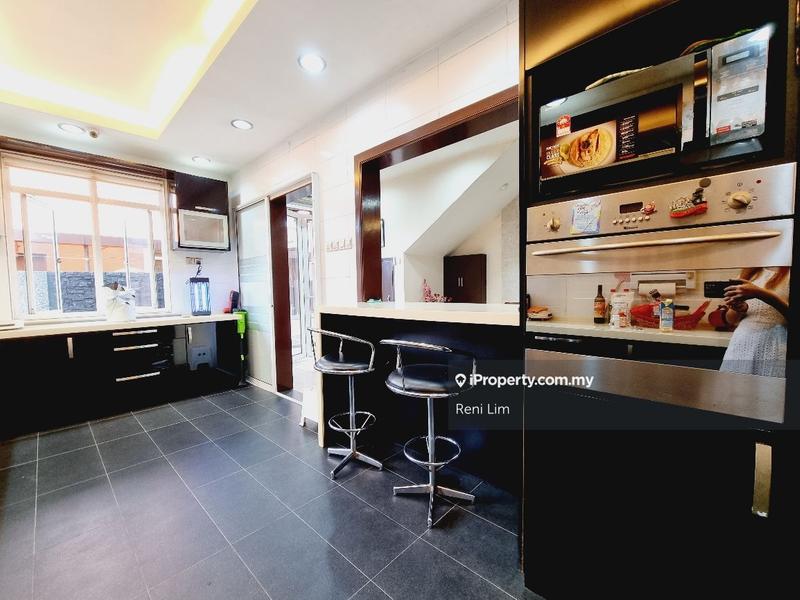 Bungalow House for Sale in Damansara Lagenda, Legenda, Ara Damansara by Reni Lim - iProperty.com.my