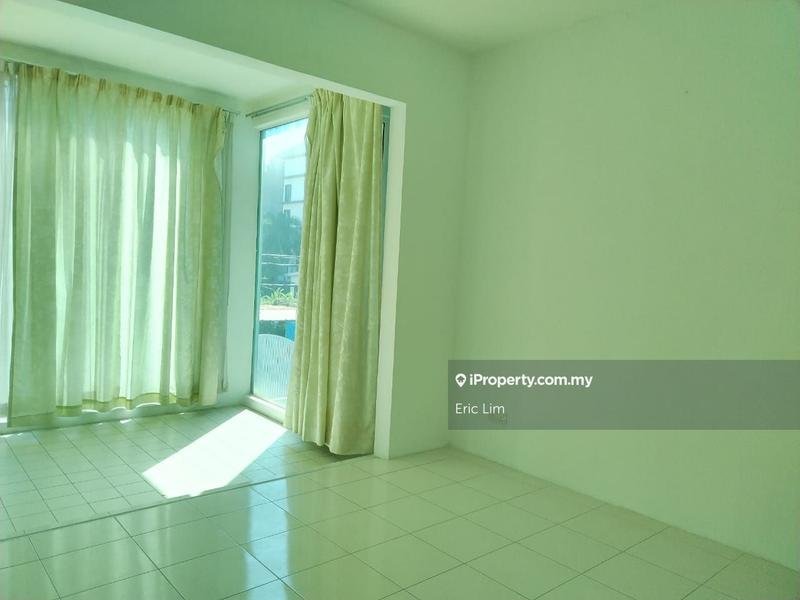 Rumah Bandar untuk Dijual di Chestwood Terrace 1, Bandar Utama, Kayu Ara oleh Eric Lim - iProperty.com.my