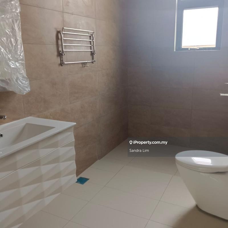 Bungalow House for Sale in Subang Heights, Subang Jaya by Sandra Lim - iProperty.com.my