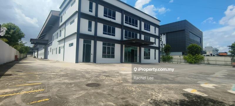 For Rent - Kg Baru Subang,Shah Alam,3 Storey Warehouse
