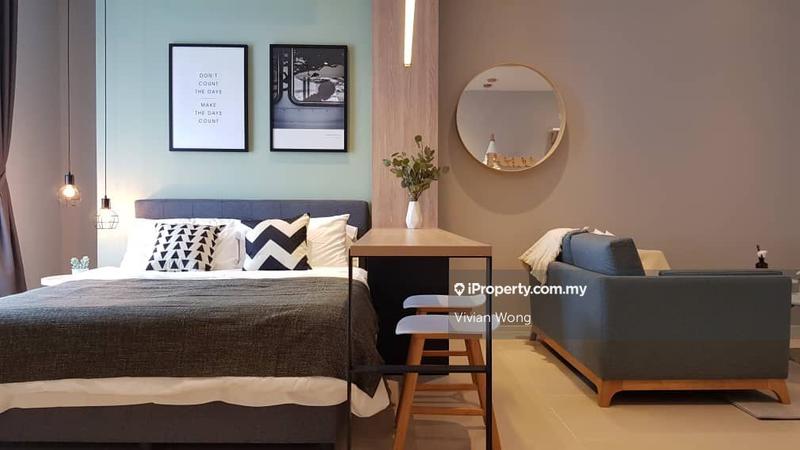 For Rent - Arcoris SOHO