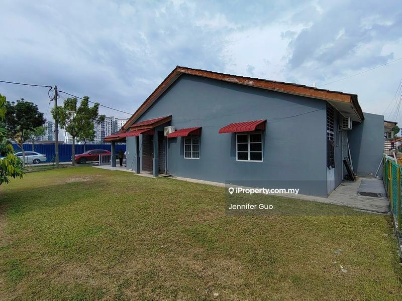 1-storey Terraced House for Sale in Taman Pinggiran Cyber, Cyberjaya, Cyberjaya by Jennifer Guo - Exterior - iProperty.com.my